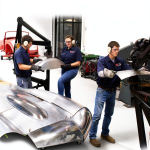 Automotive Customization Guide by Motorbooks Workshop-0